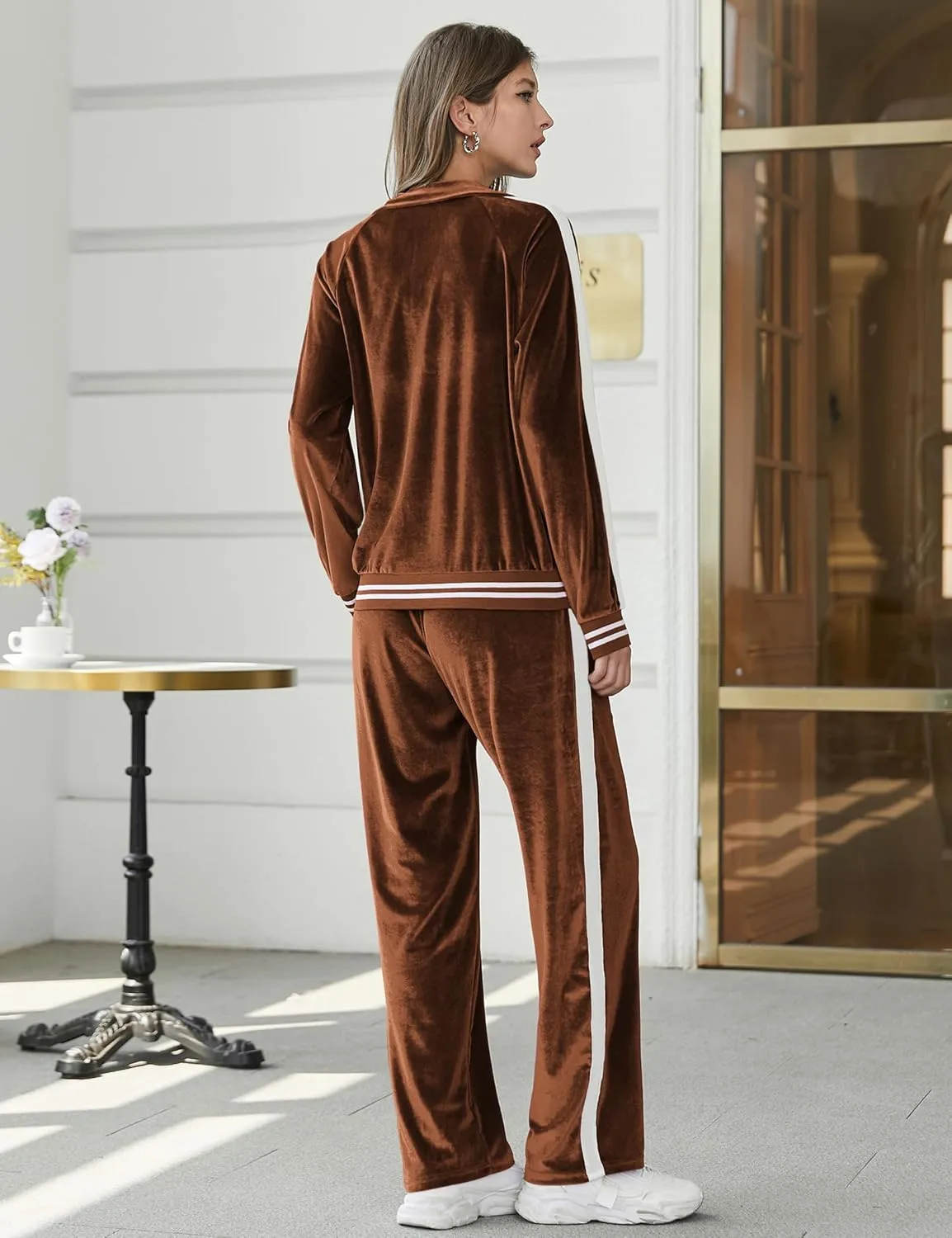 Ekouaer Women's Velvet Velor Tracksuits 2 Piece Lounge Outfits Zip Up Sweatshirt and Sweatpants with Pockets S-3XL