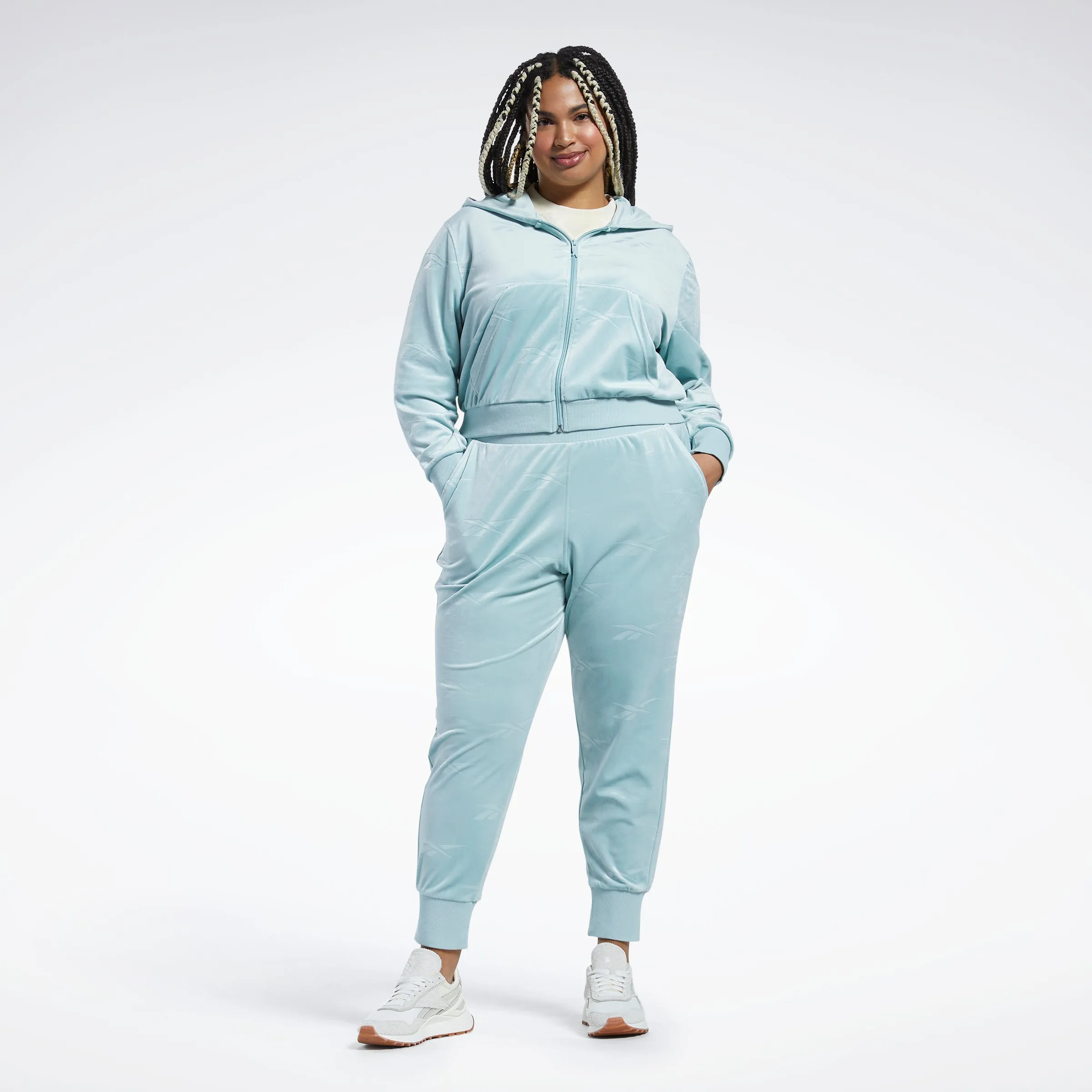 Reebok Apparel Women Classics Energy Q4 Velour Joggers (Plus Size) Seagry