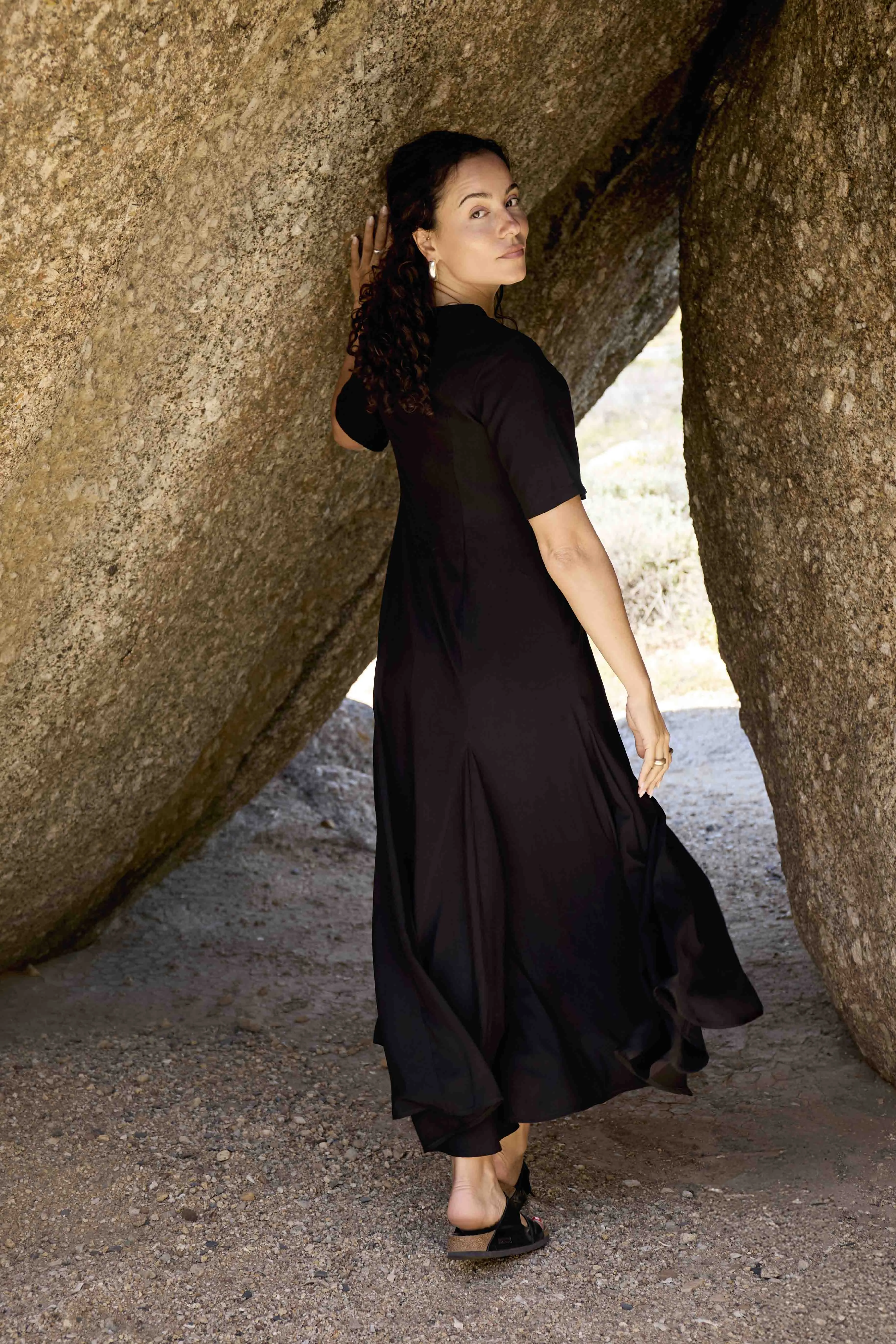 Shoreline Dress | Black