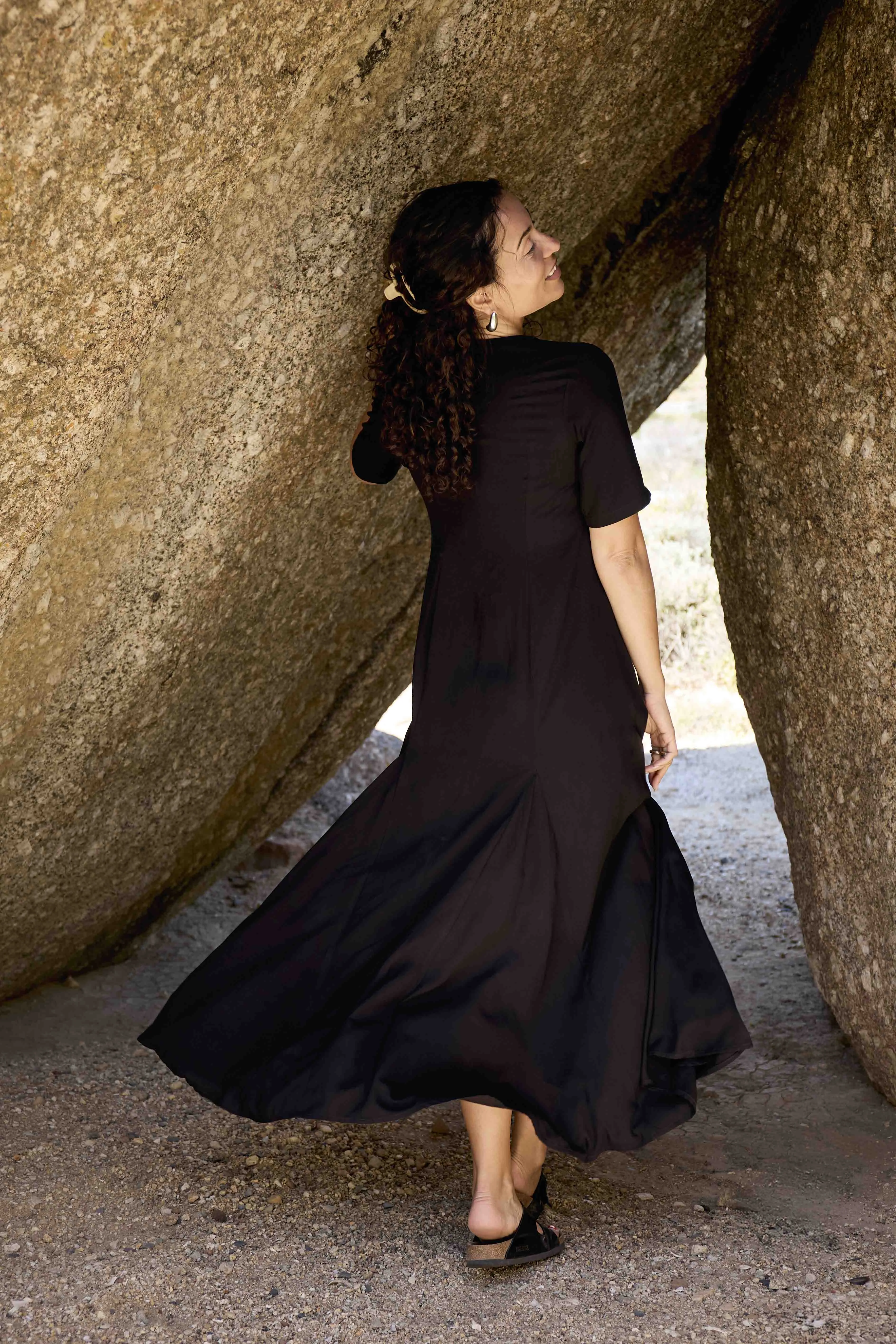 Shoreline Dress | Black