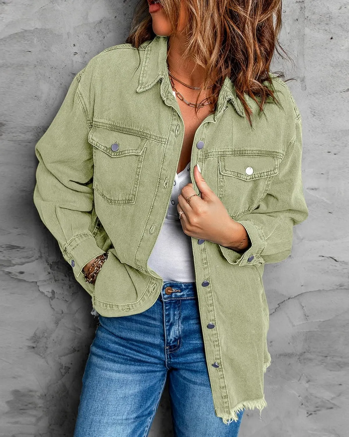 Vetinee Womens Oversized Button Up Frayed Hem Shacket Long Sleeve Pockets Denim Jean Jacket
