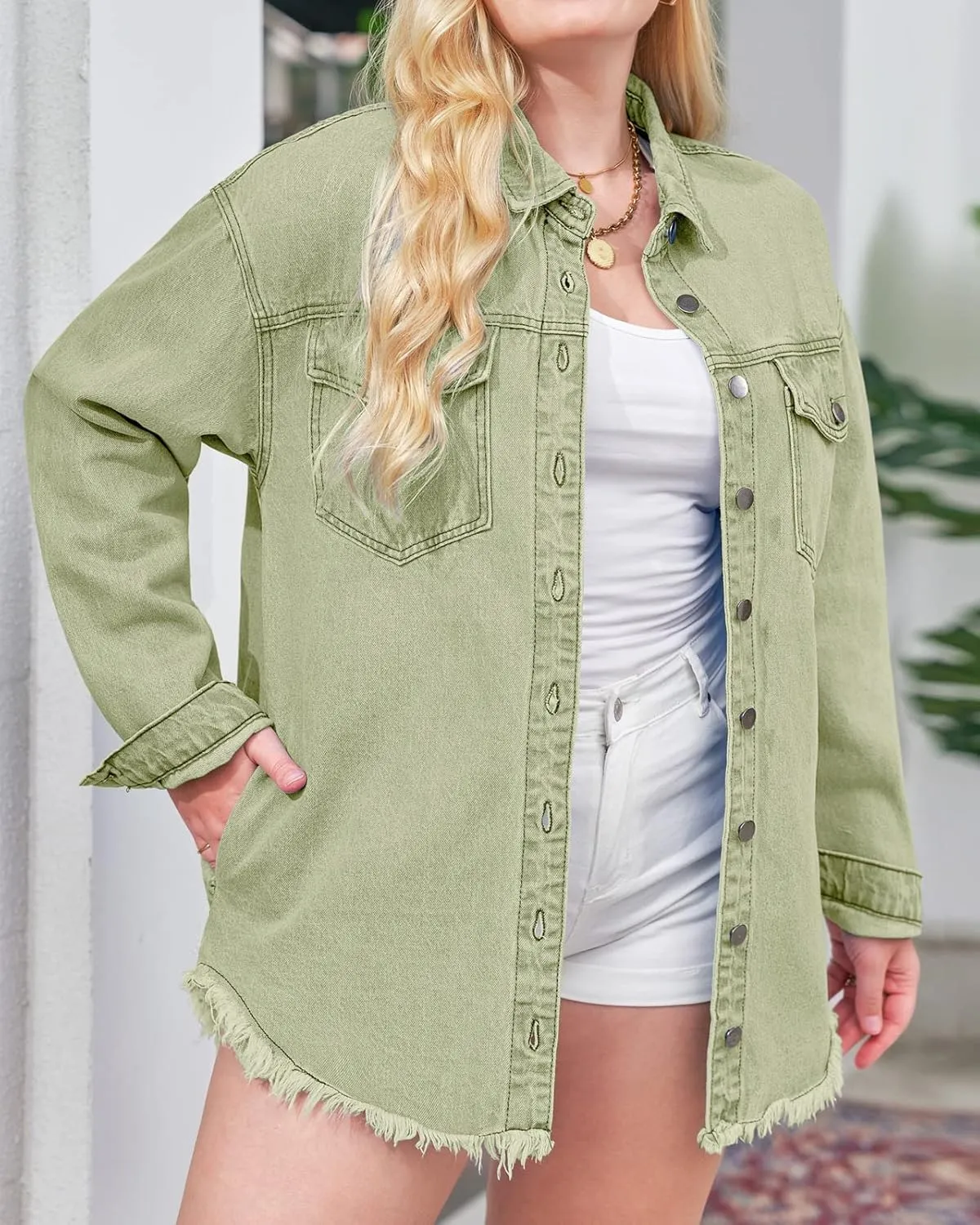 Vetinee Womens Oversized Button Up Frayed Hem Shacket Long Sleeve Pockets Denim Jean Jacket