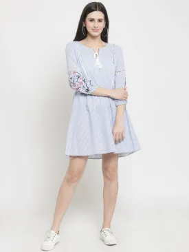 Women Blue Striped Round With V-Neck Shift Dress